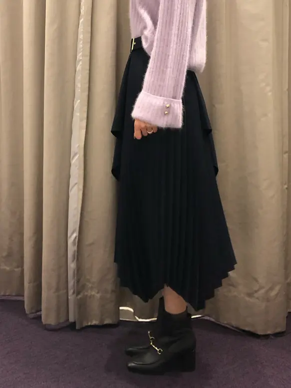 ORIGINATED IN GRACE CONTINENTAL 亀田 未希 コーディネート画像