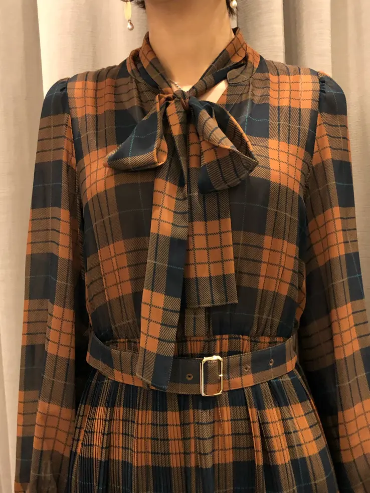 ORIGINATED IN GRACE CONTINENTAL 亀田 未希 コーディネート画像