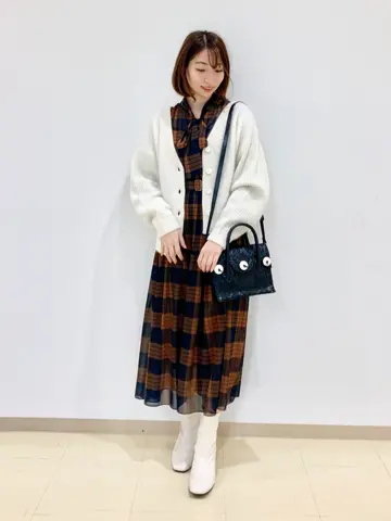 ORIGINATED IN GRACE CONTINENTAL eri コーディネート画像