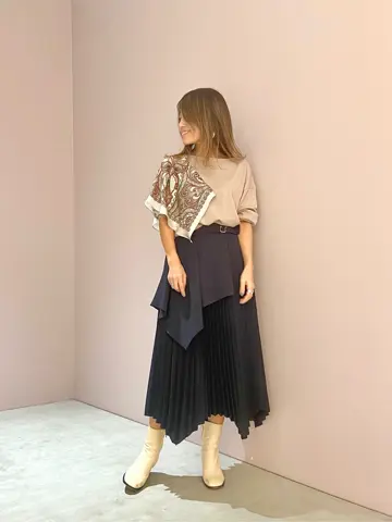 ORIGINATED IN GRACE CONTINENTAL yukimi yonee コーディネート画像