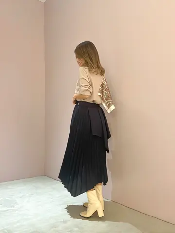 ORIGINATED IN GRACE CONTINENTAL yukimi yonee コーディネート画像