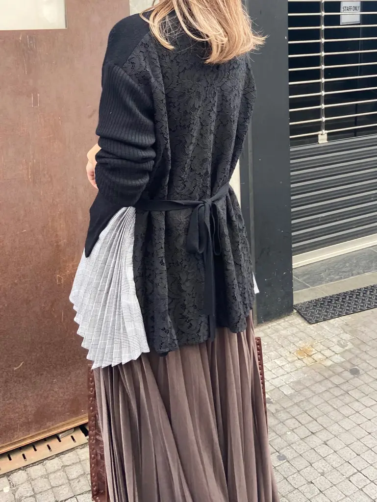 ORIGINATED IN GRACE CONTINENTAL yukimi yonee コーディネート画像