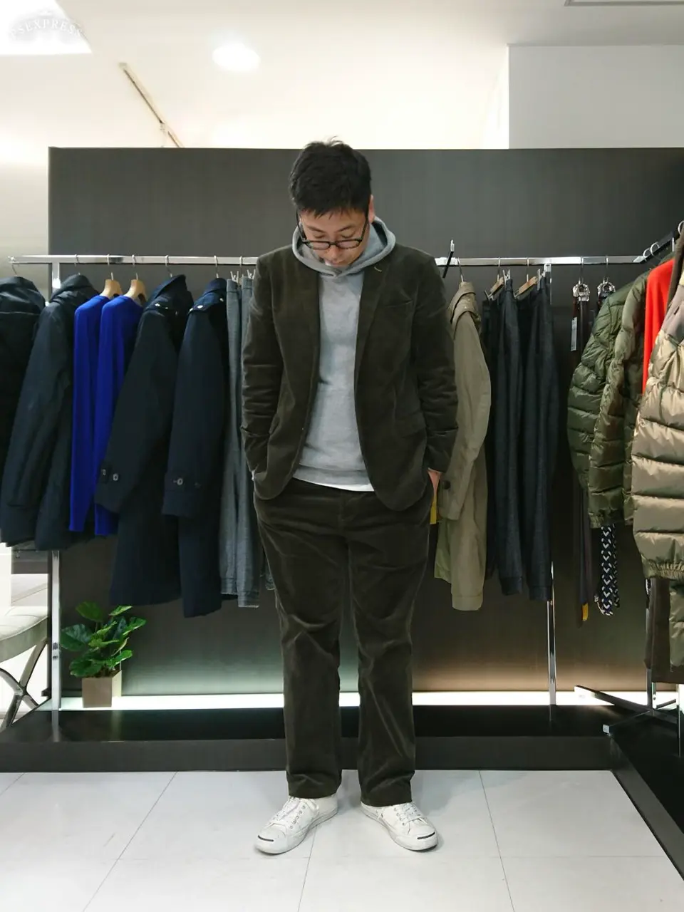  岩名 コーディネート画像