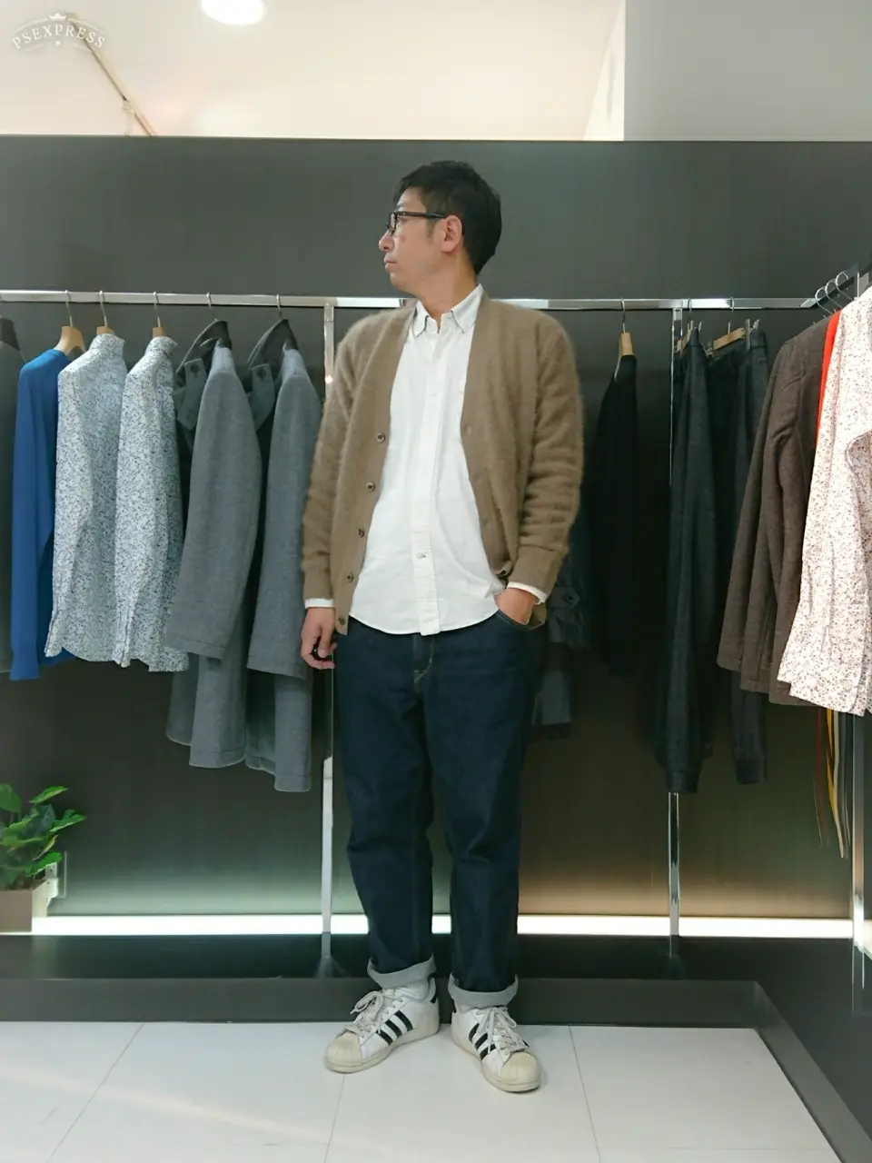  岩名 コーディネート画像