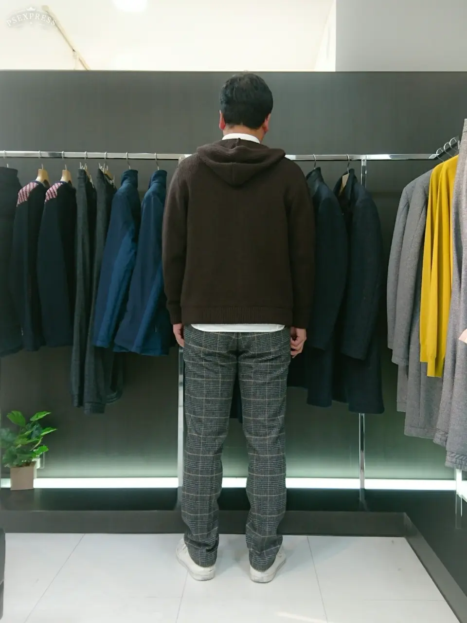 23区HOMME 岩名 コーディネート画像