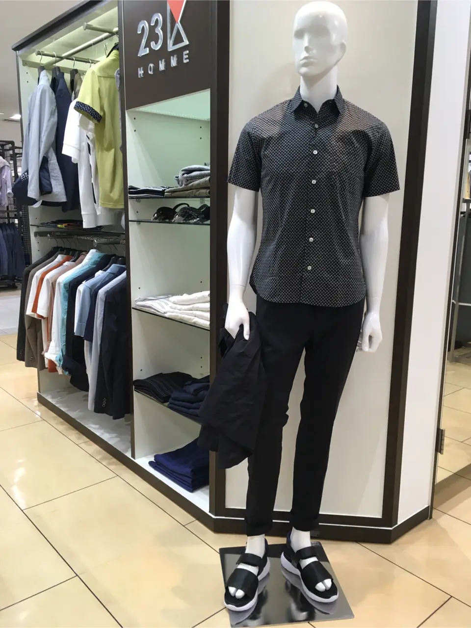 23区HOMME 渡邊 コーディネート画像