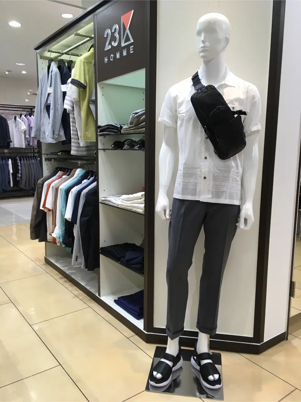 23区HOMME 渡邊 コーディネート画像