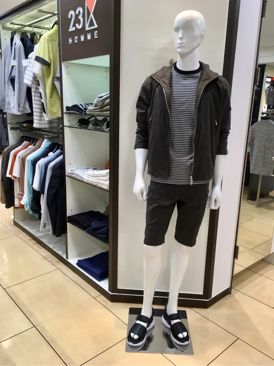 23区HOMME 渡邊 コーディネート画像