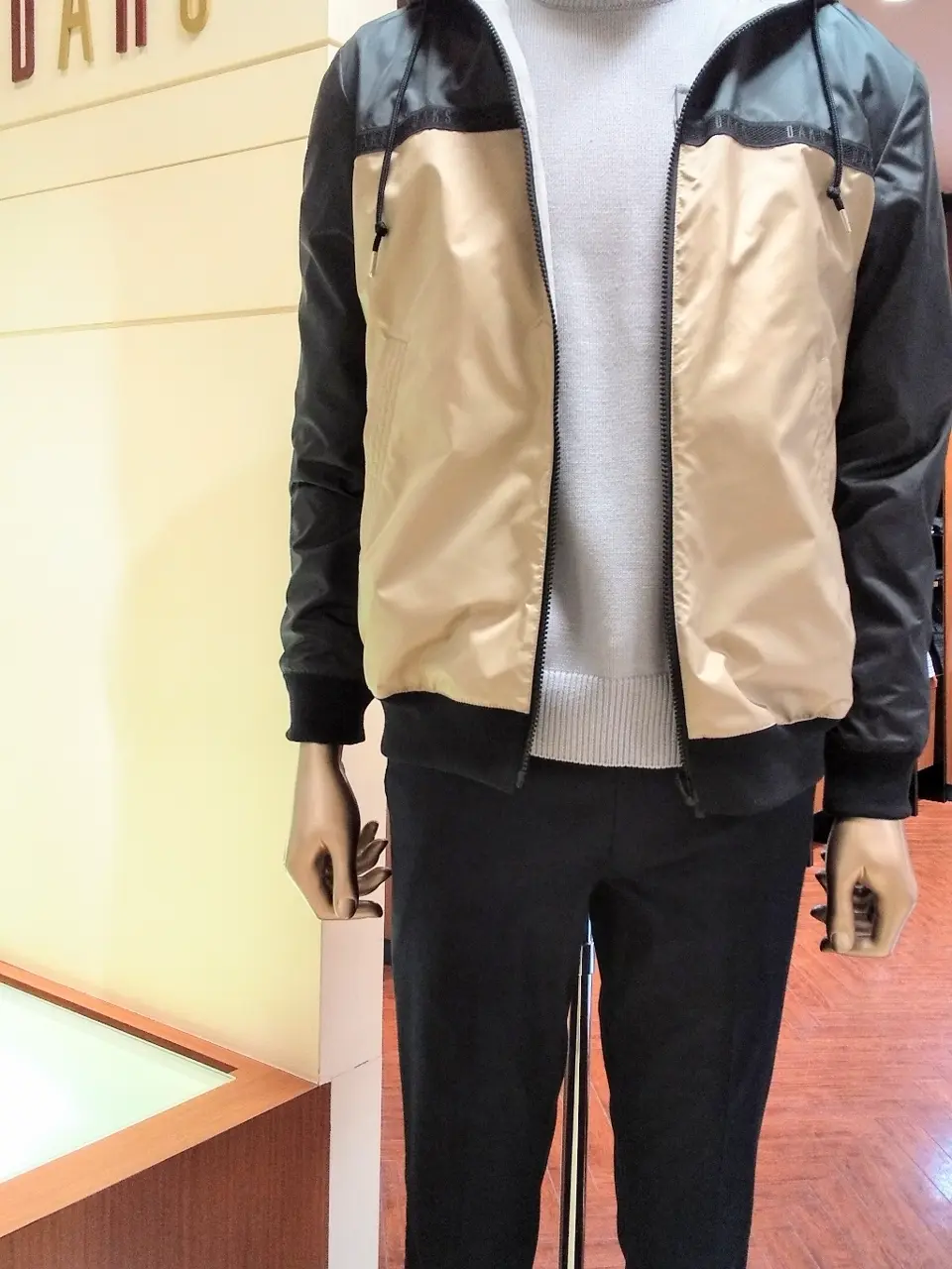  山岡 コーディネート画像