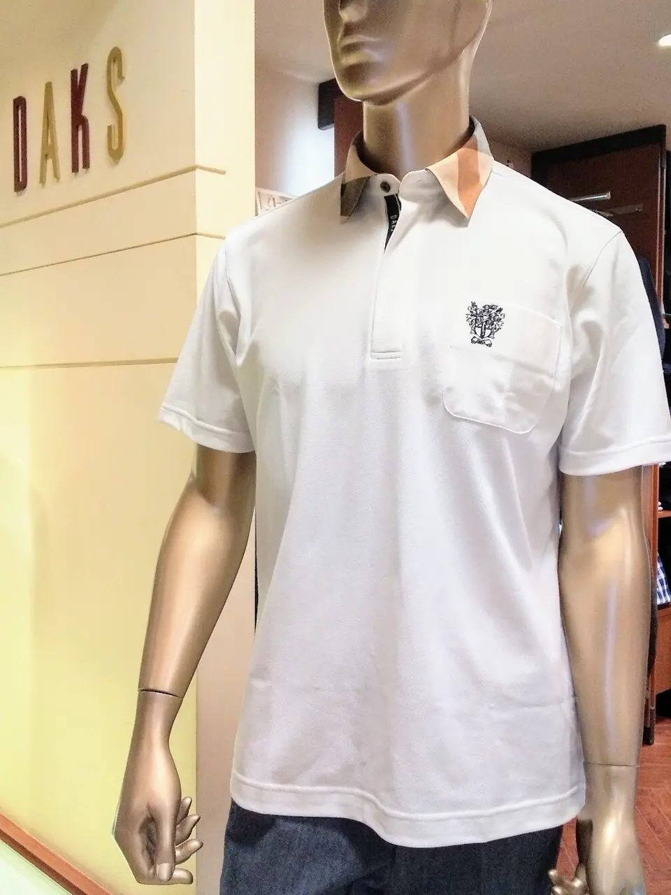 DAKS 山岡 コーディネート画像