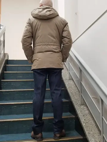 DAKS 加賀谷 コーディネート画像