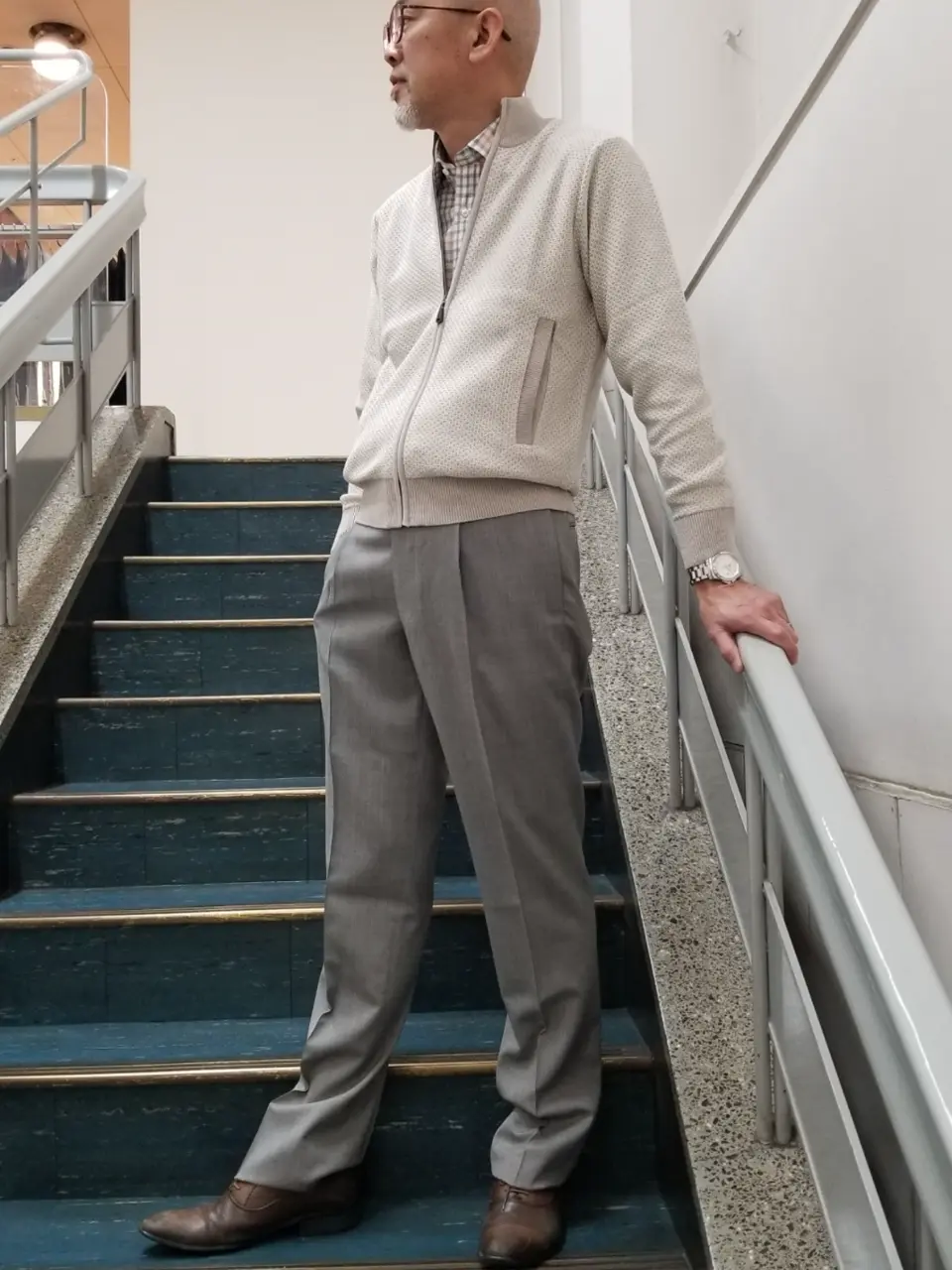 DAKS 加賀谷 コーディネート画像