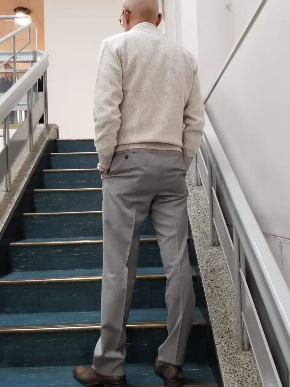 DAKS 加賀谷 コーディネート画像