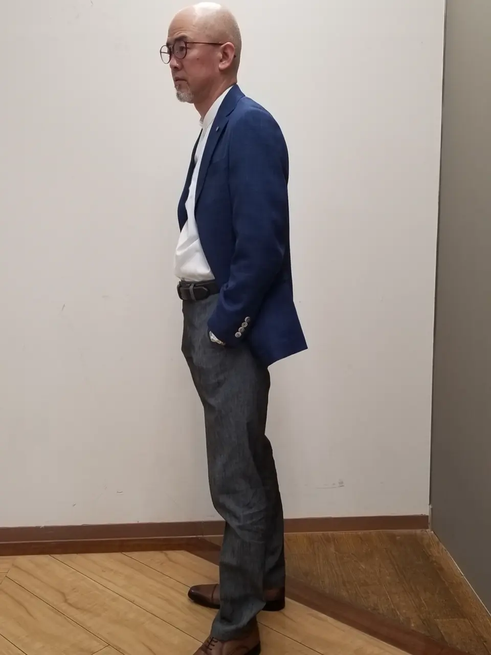 DAKS 加賀谷 コーディネート画像