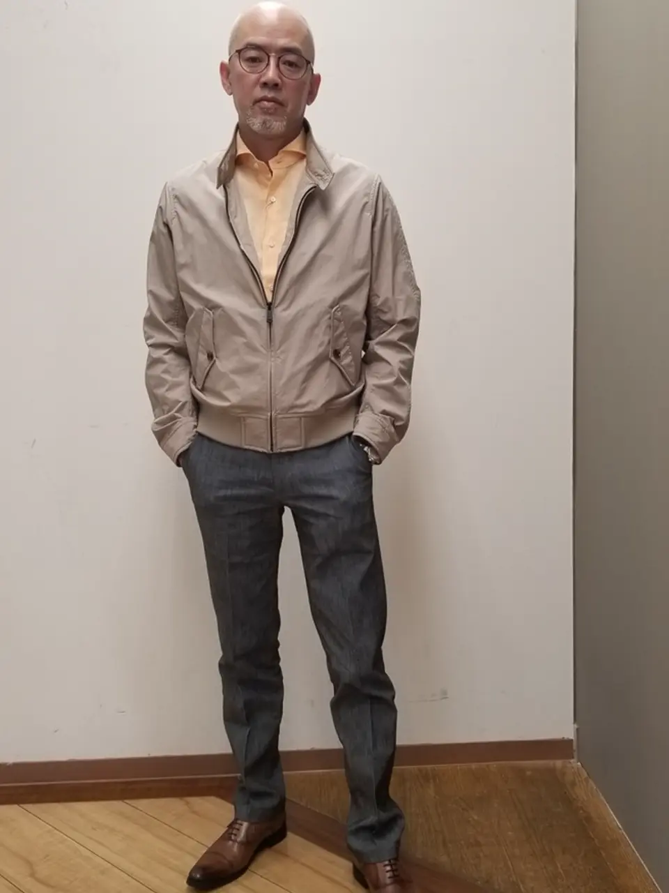 DAKS 加賀谷 コーディネート画像