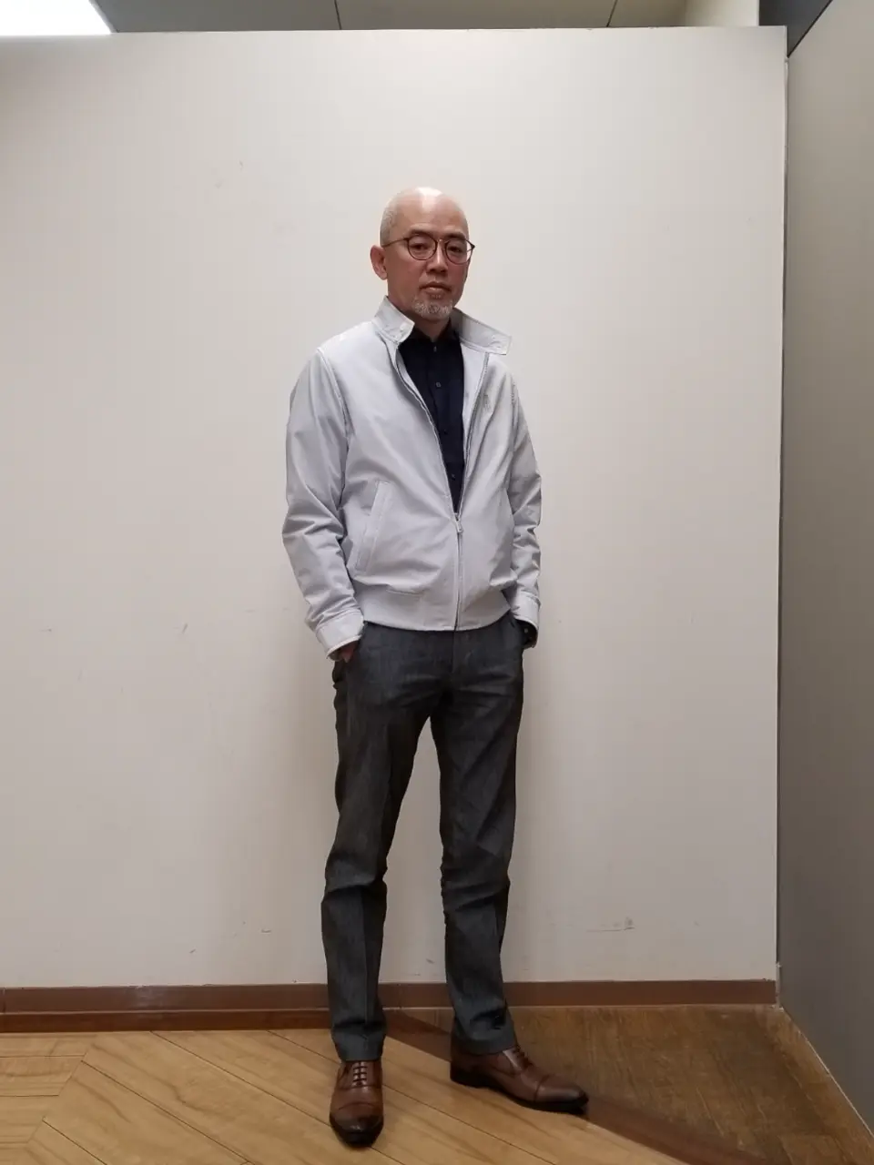 DAKS 加賀谷 コーディネート画像