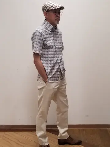 DAKS 加賀谷 コーディネート画像