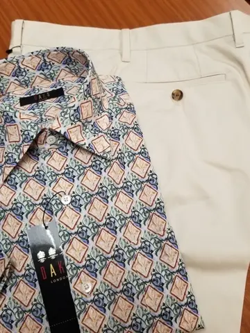 DAKS 加賀谷 コーディネート画像