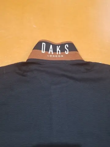 DAKS 加賀谷 コーディネート画像