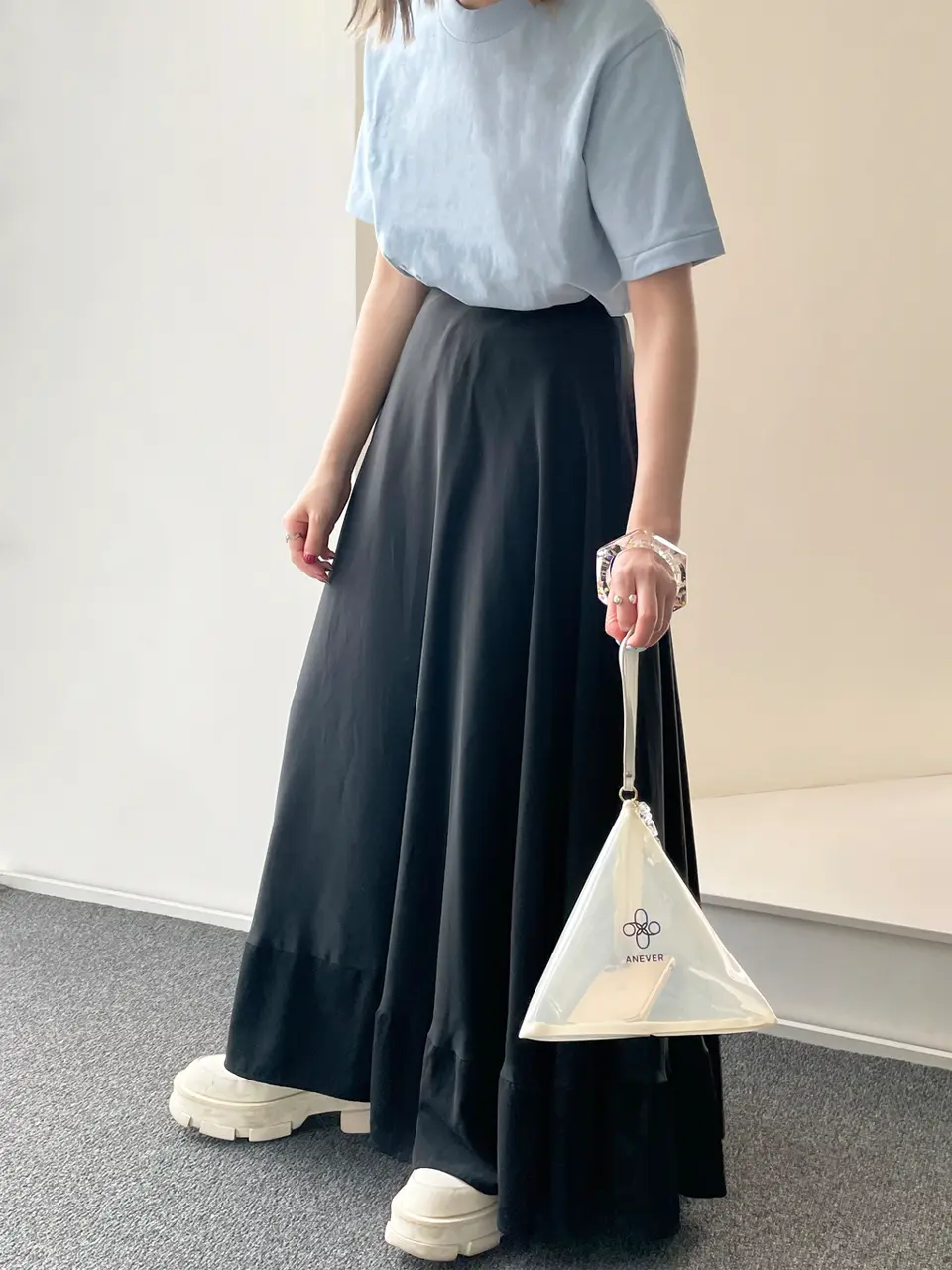 ANEVER 小山 コーディネート画像