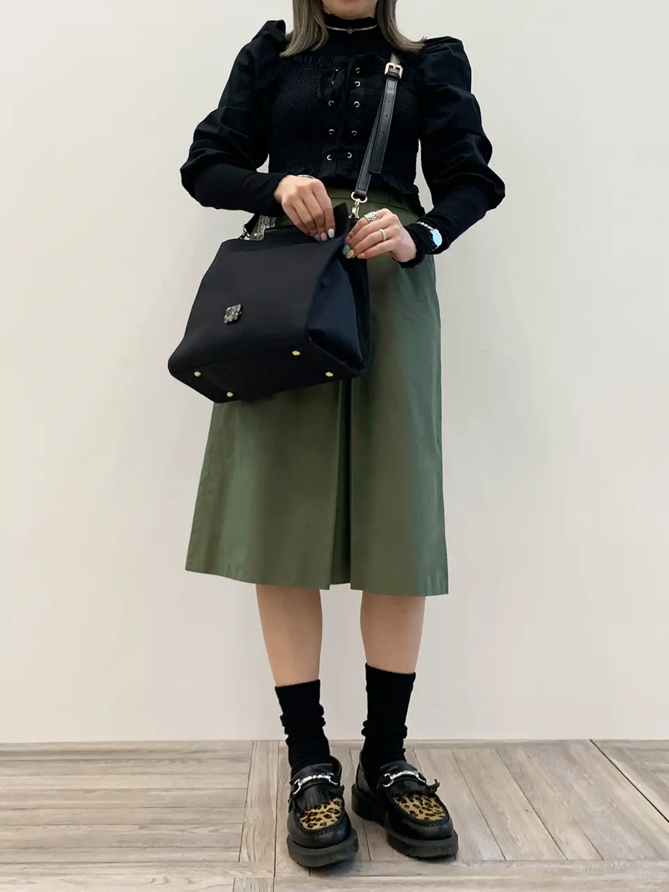 ANEVER 小山 コーディネート画像