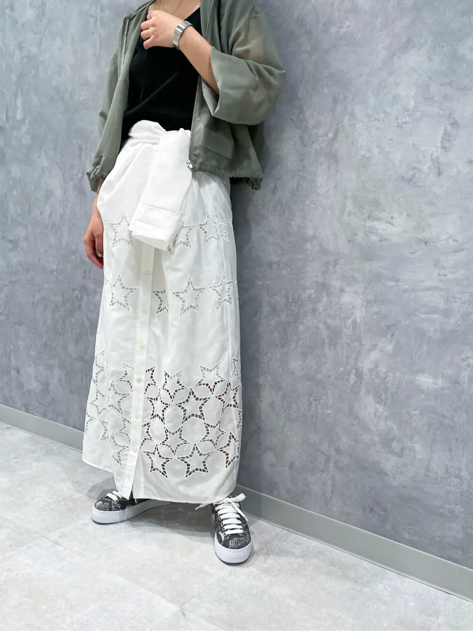  平岩　みなみ コーディネート画像