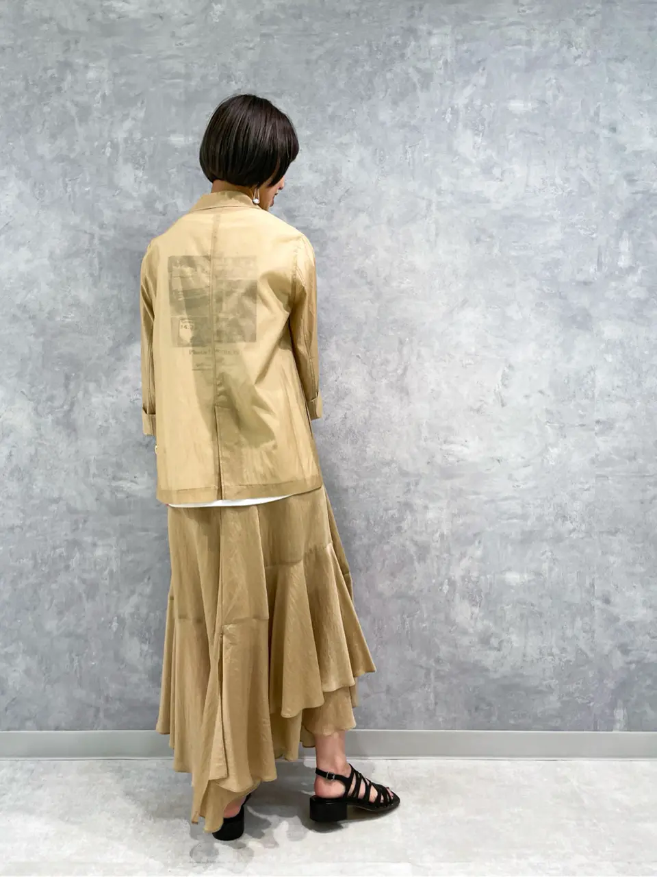  平岩　みなみ コーディネート画像