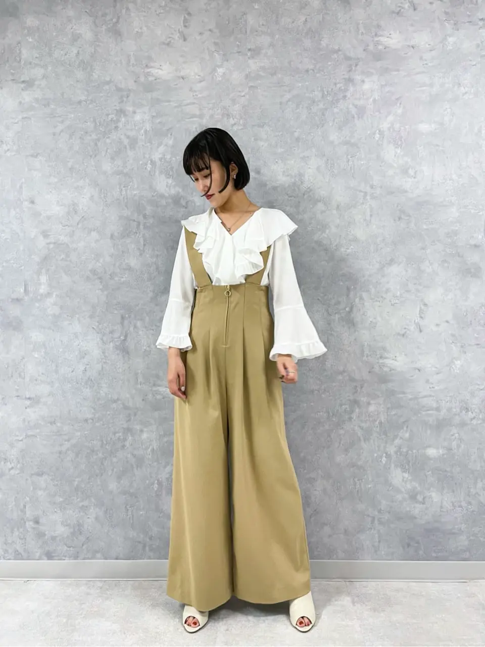  平岩　みなみ コーディネート画像