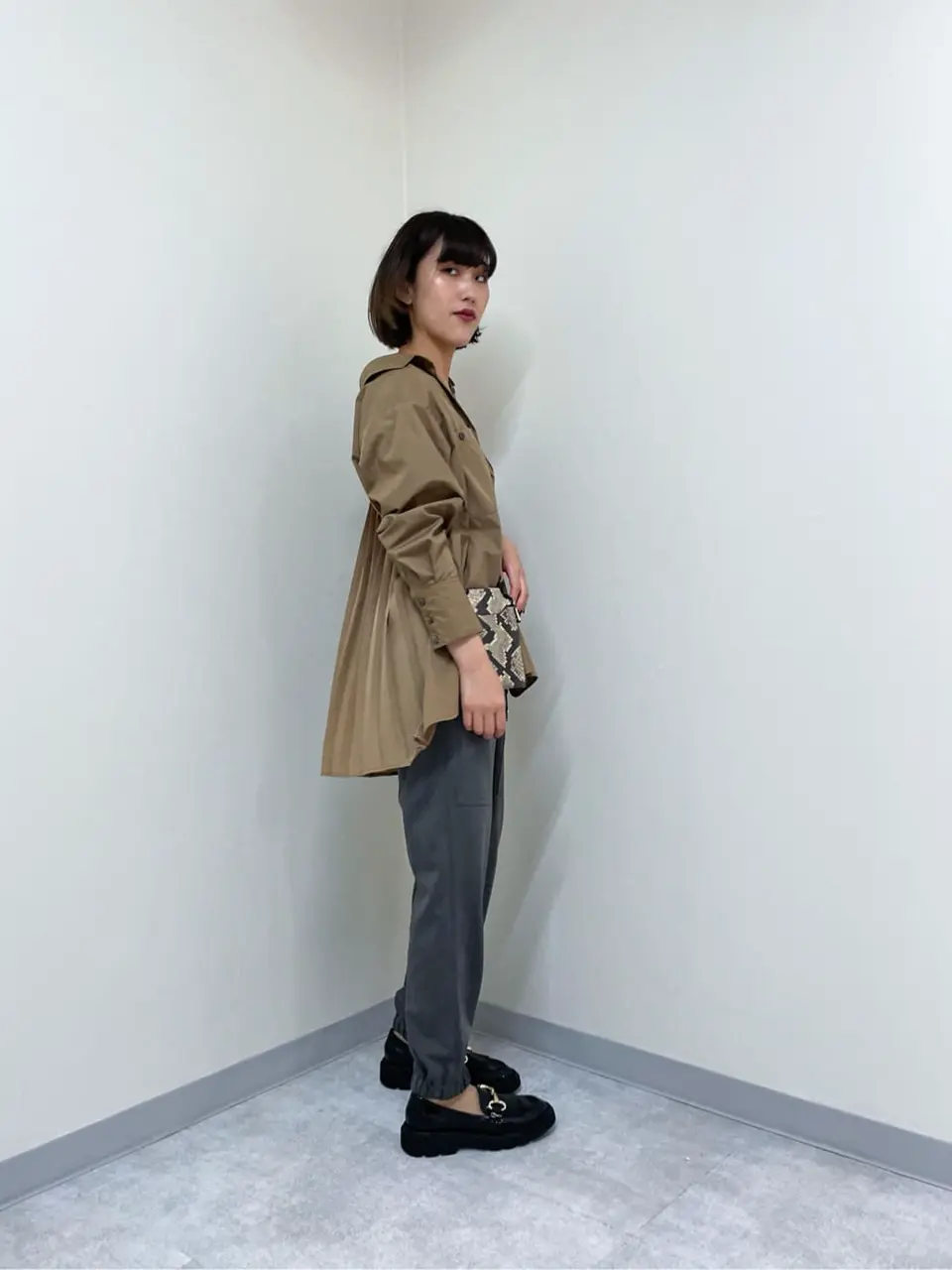  平岩　みなみ コーディネート画像