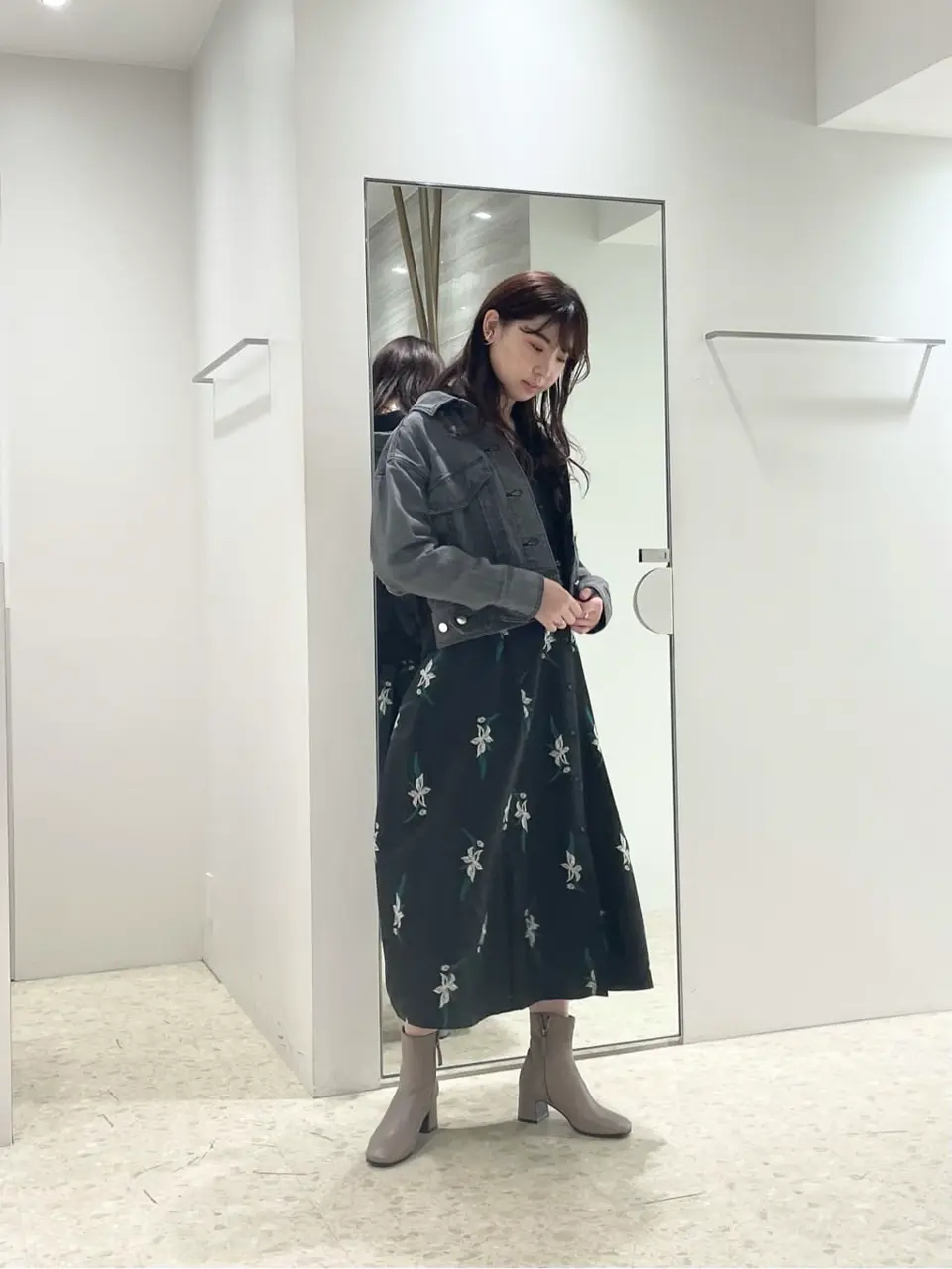  小林　莉子 コーディネート画像