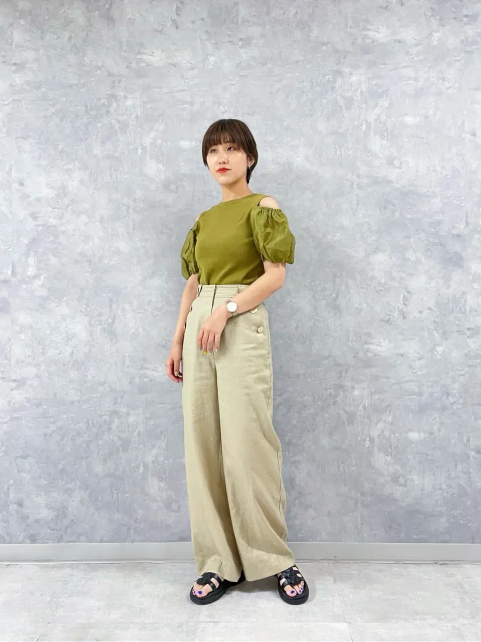  平岩　みなみ コーディネート画像