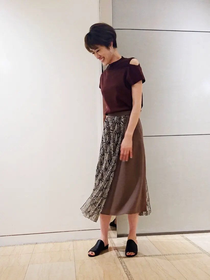  今野　志保 コーディネート画像