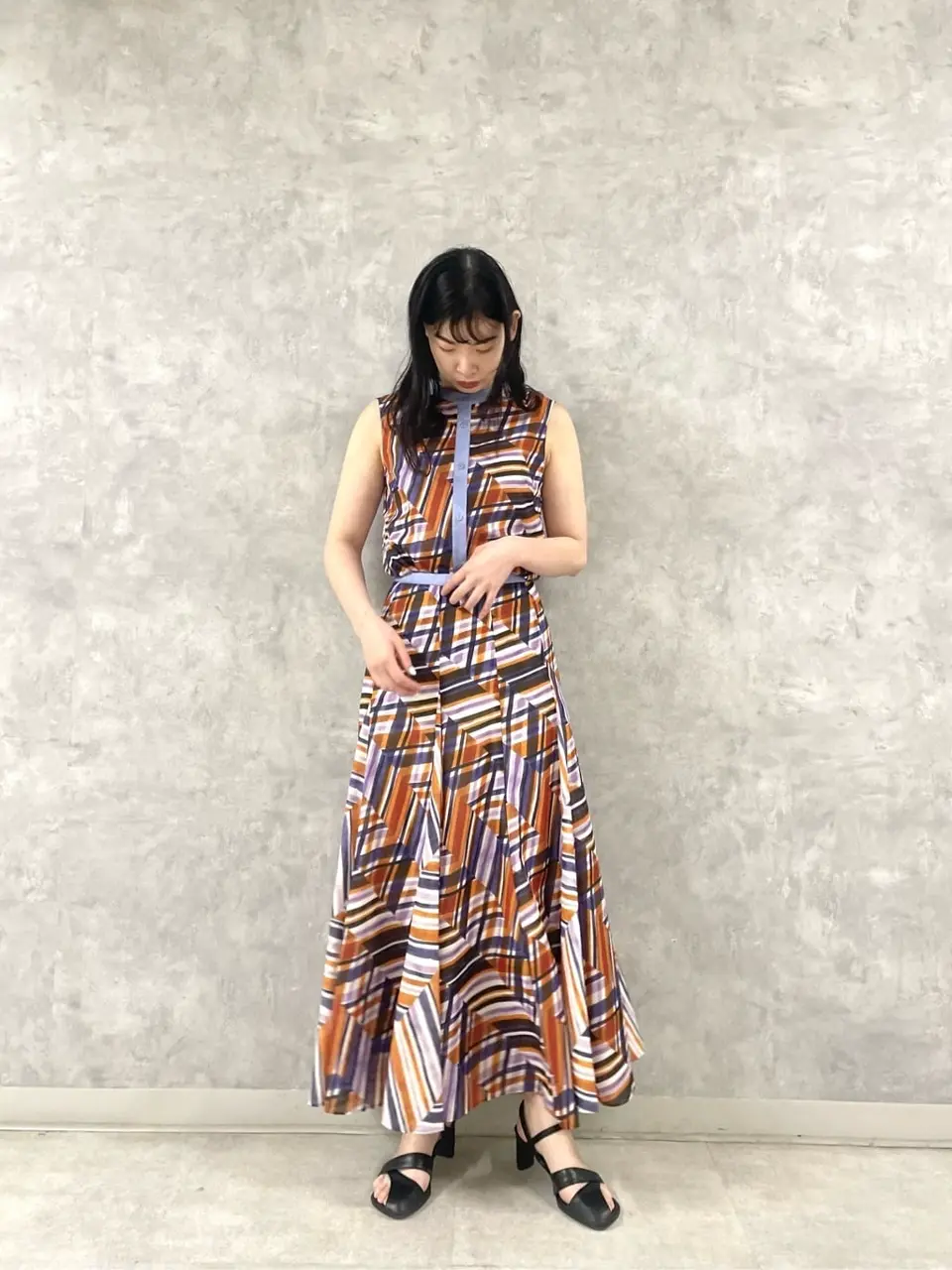  小林　莉子 コーディネート画像