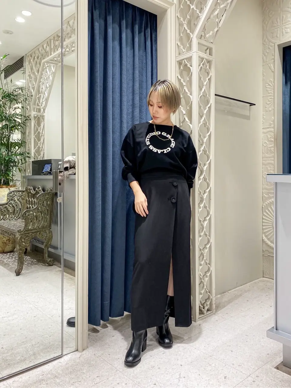  Adachi コーディネート画像