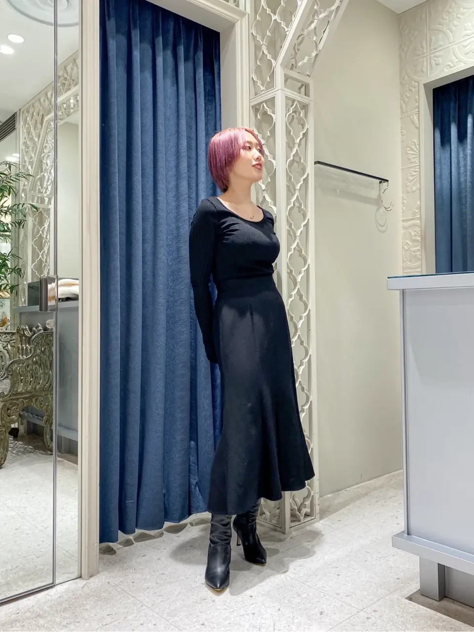  Adachi コーディネート画像