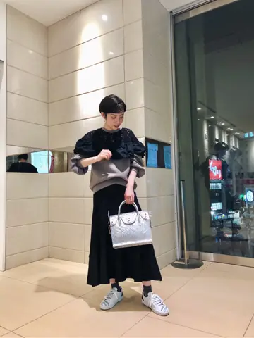 Carving Tribes 村上 麗華 コーディネート画像