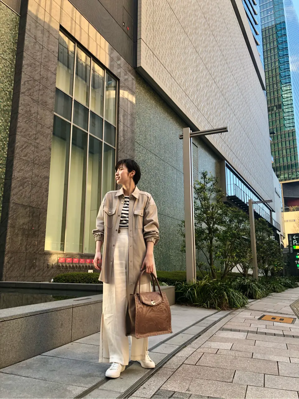 Carving Tribes 村上 麗華 コーディネート画像