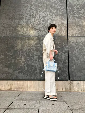 Carving Tribes 村上 麗華 コーディネート画像