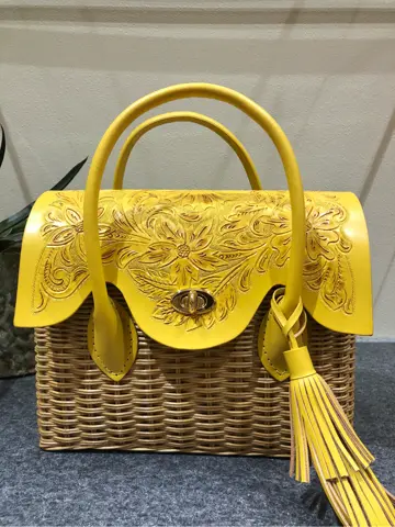 Carving Tribes 村上 麗華 コーディネート画像