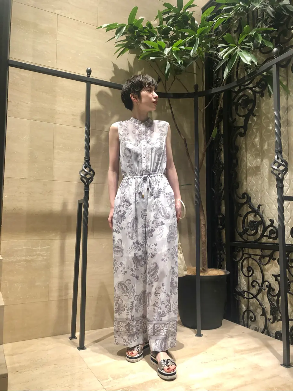 Carving Tribes 村上 麗華 コーディネート画像