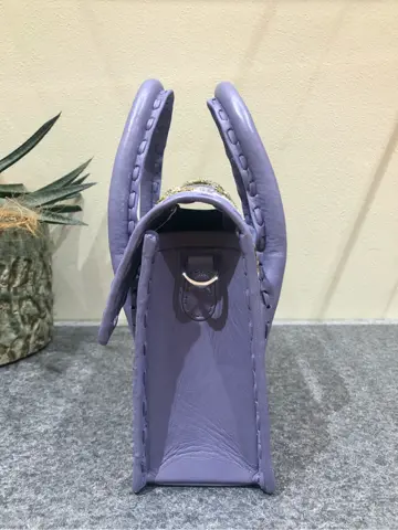 Carving Tribes 村上 麗華 コーディネート画像