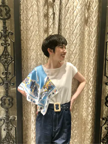 Carving Tribes 村上 麗華 コーディネート画像