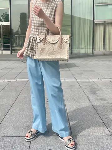 Carving Tribes 村上 麗華 コーディネート画像