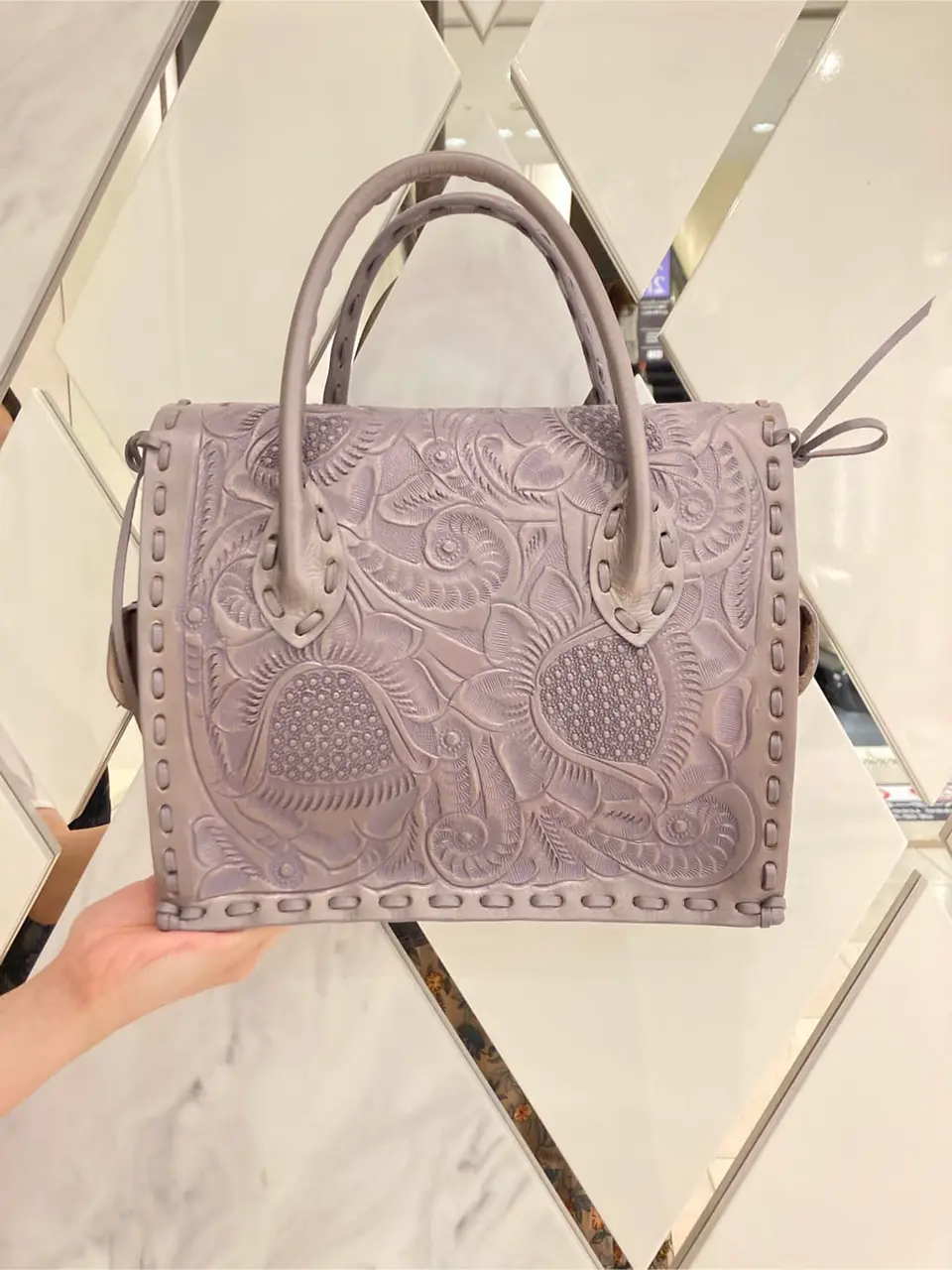 Carving Tribes 小池　悠花 コーディネート画像