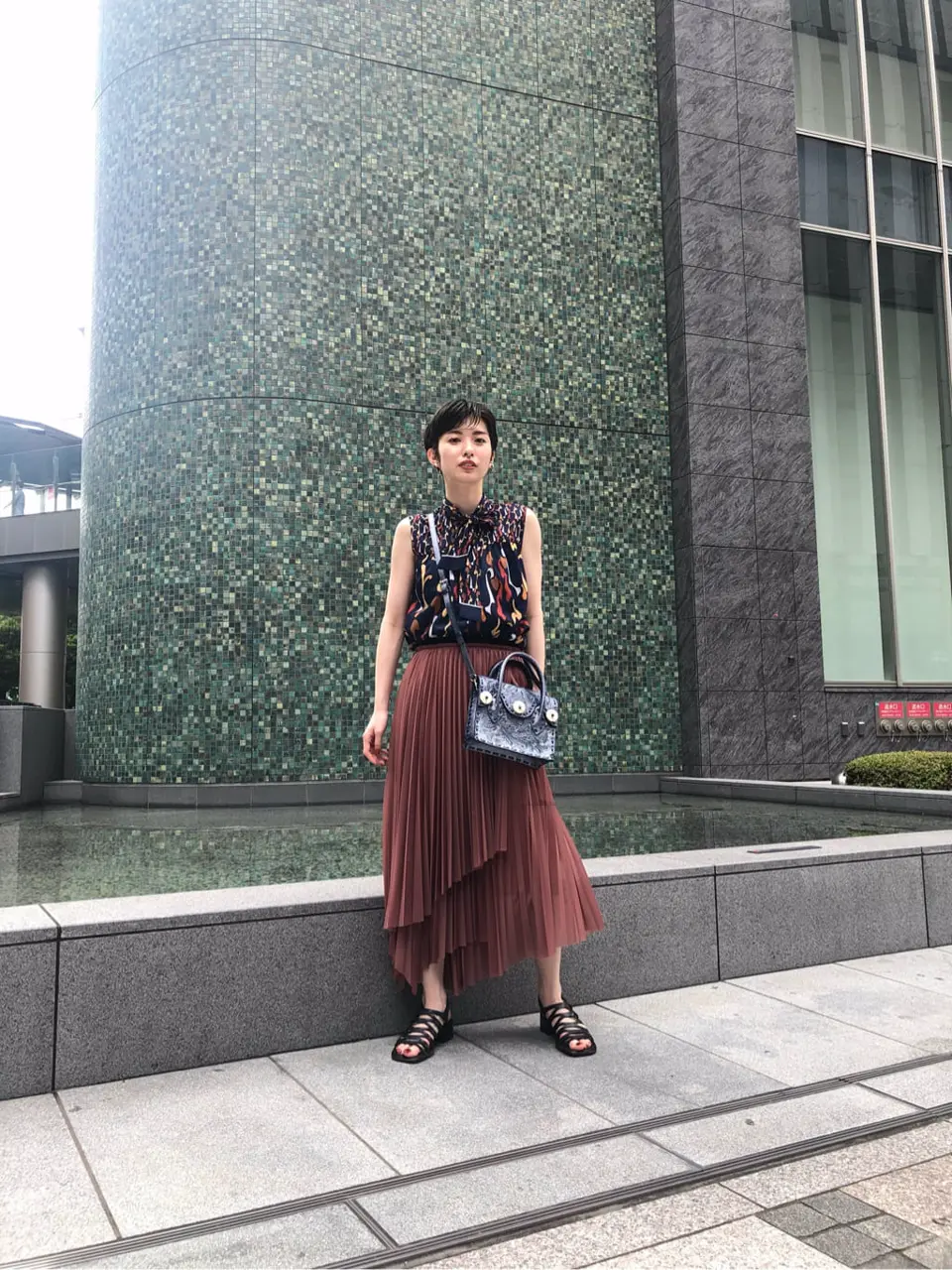 Carving Tribes 村上 麗華 コーディネート画像