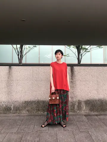 Carving Tribes 村上 麗華 コーディネート画像