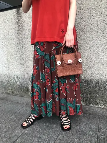 Carving Tribes 村上 麗華 コーディネート画像