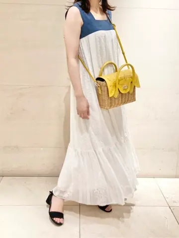 Carving Tribes 小池　悠花 コーディネート画像