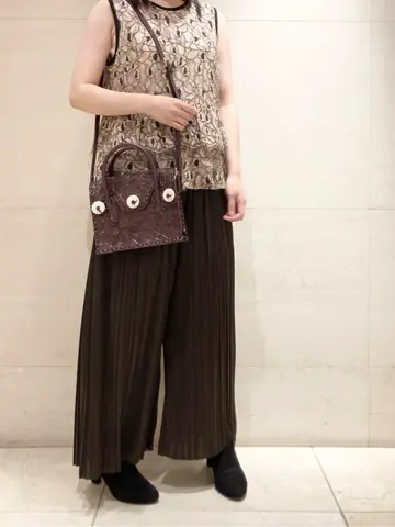 Carving Tribes 小池　悠花 コーディネート画像