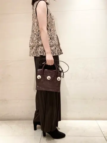 Carving Tribes 小池　悠花 コーディネート画像